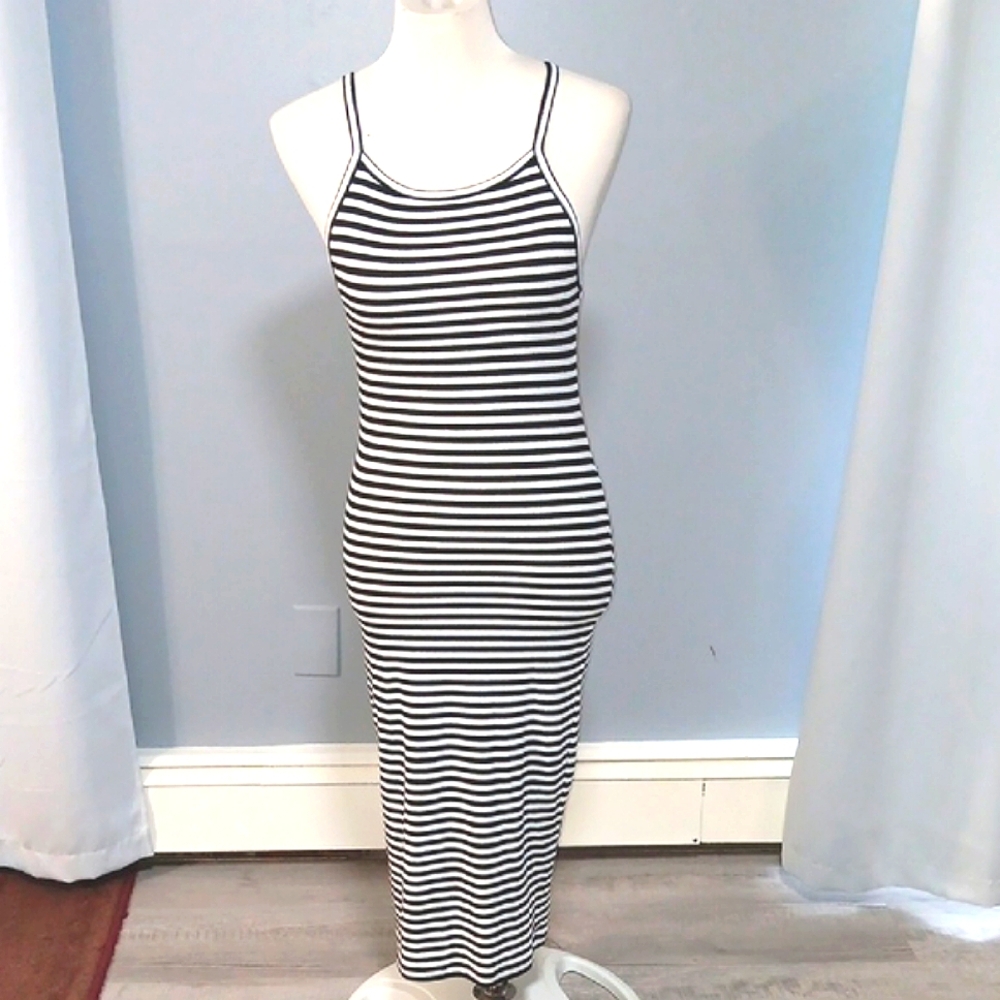 Ambiance Black and White Bodycon Midi Dress